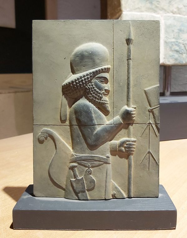 سرباز مادی (تخت جمشید)